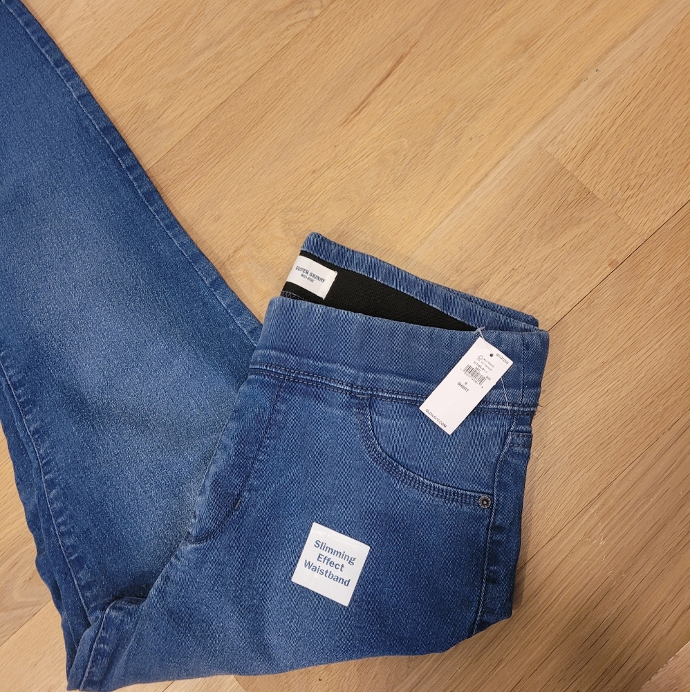 NWT Old Navy Super Skinny Pull-On Jeans - Picture 4 of 8
